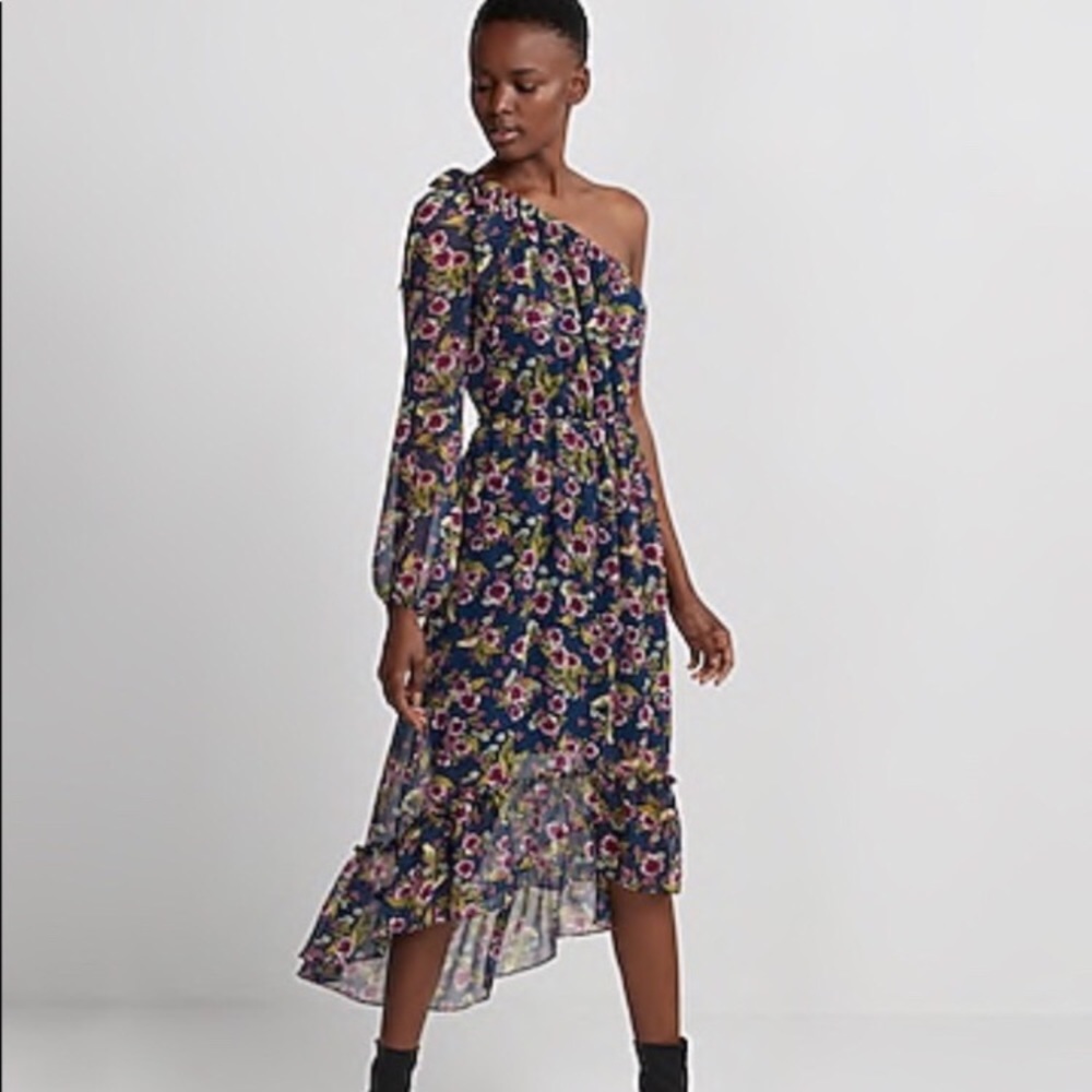NWT Express Floral One shoulder midi dress